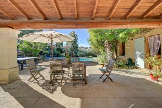 maison 8 Pièces en vente sur ARLES (13200)