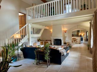 maison 8 Pièces en vente sur ARLES (13200)