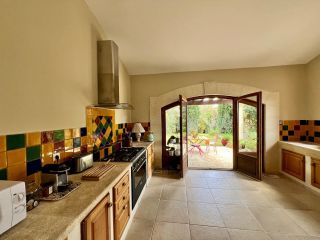 maison 8 Pièces en vente sur ARLES (13200)