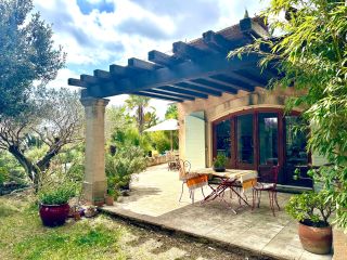 maison 8 Pièces en vente sur ARLES (13200)