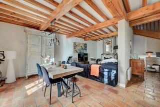 hôtel particulier 10 Pièces en vente sur ARLES (13200)