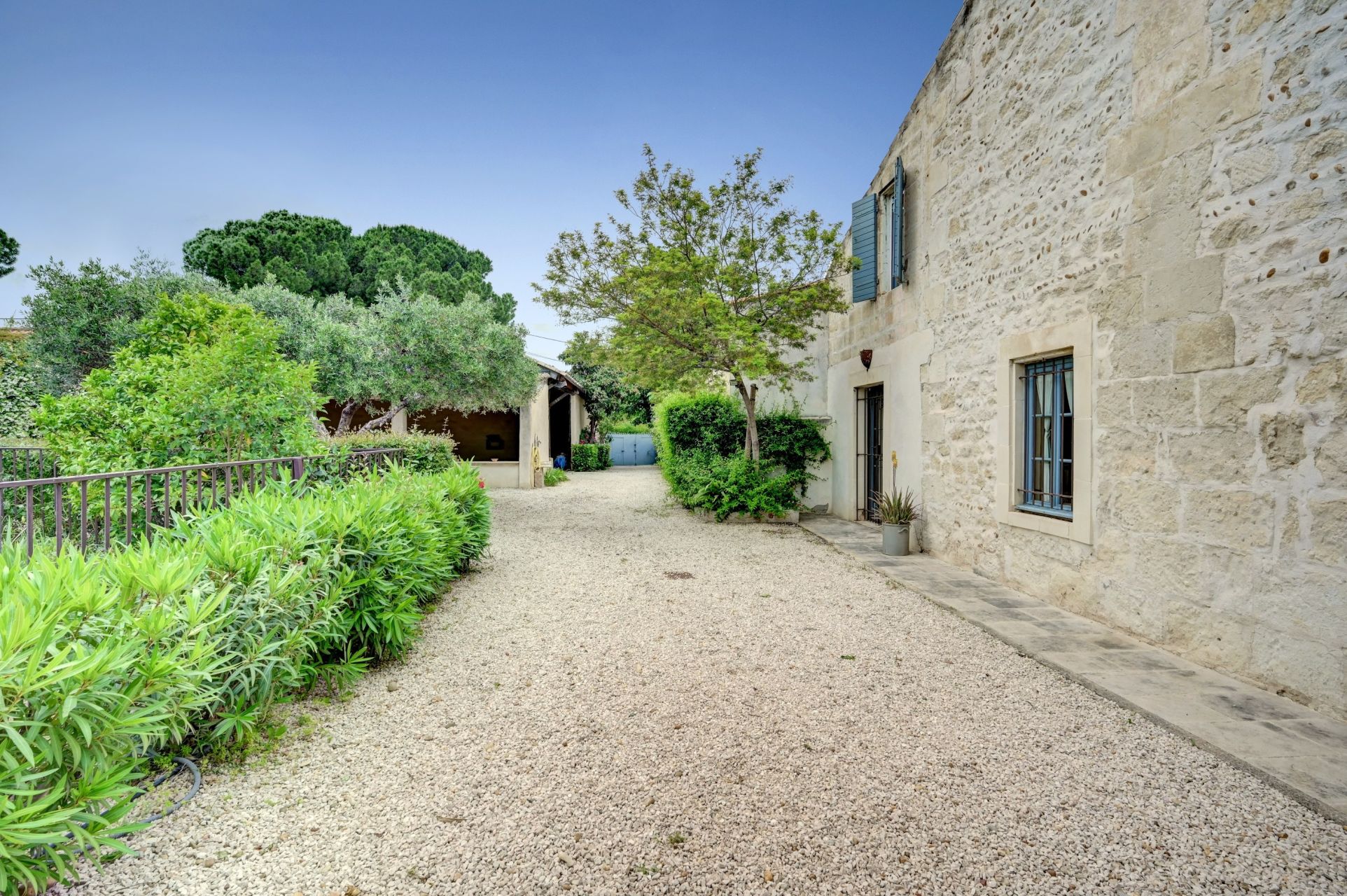 maison 11 Pièces en vente sur BELLEGARDE (30127)