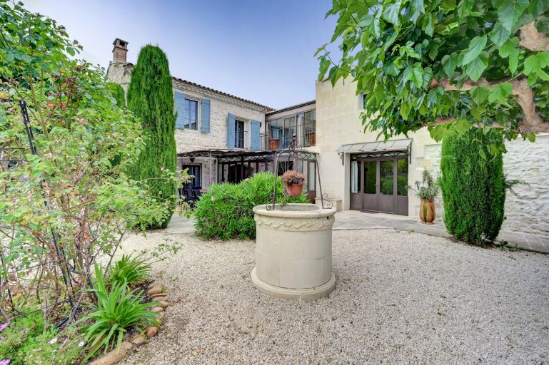 maison 11 Pièces en vente sur BELLEGARDE (30127)