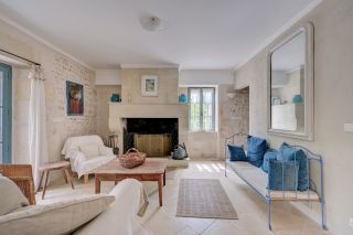 maison 11 Pièces en vente sur BELLEGARDE (30127)