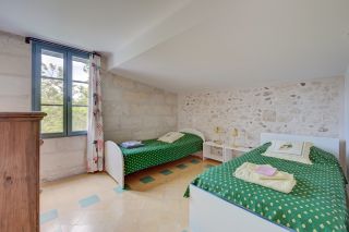 maison 11 Pièces en vente sur BELLEGARDE (30127)