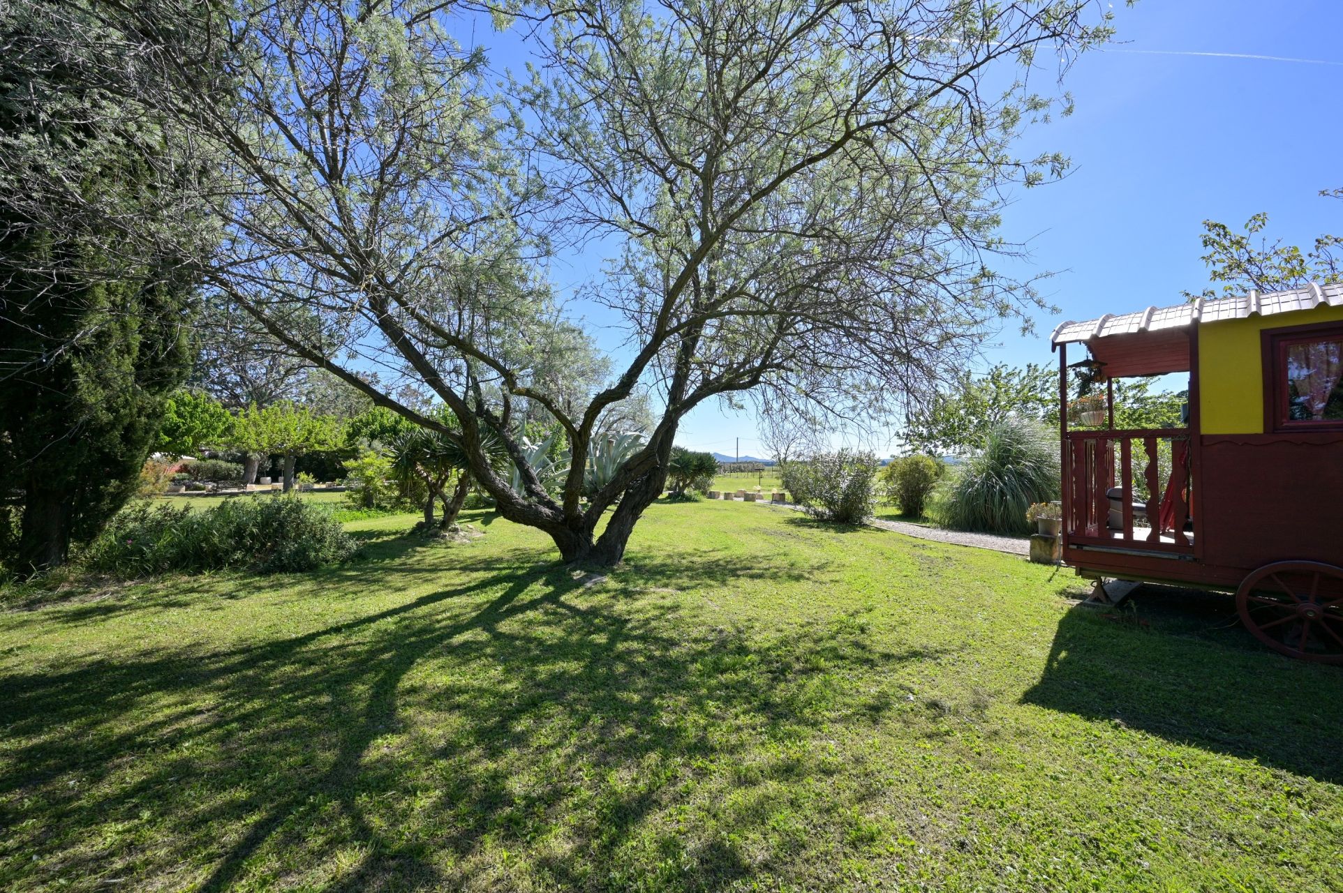 propriété 14 Pièces en vente sur ARLES (13200)