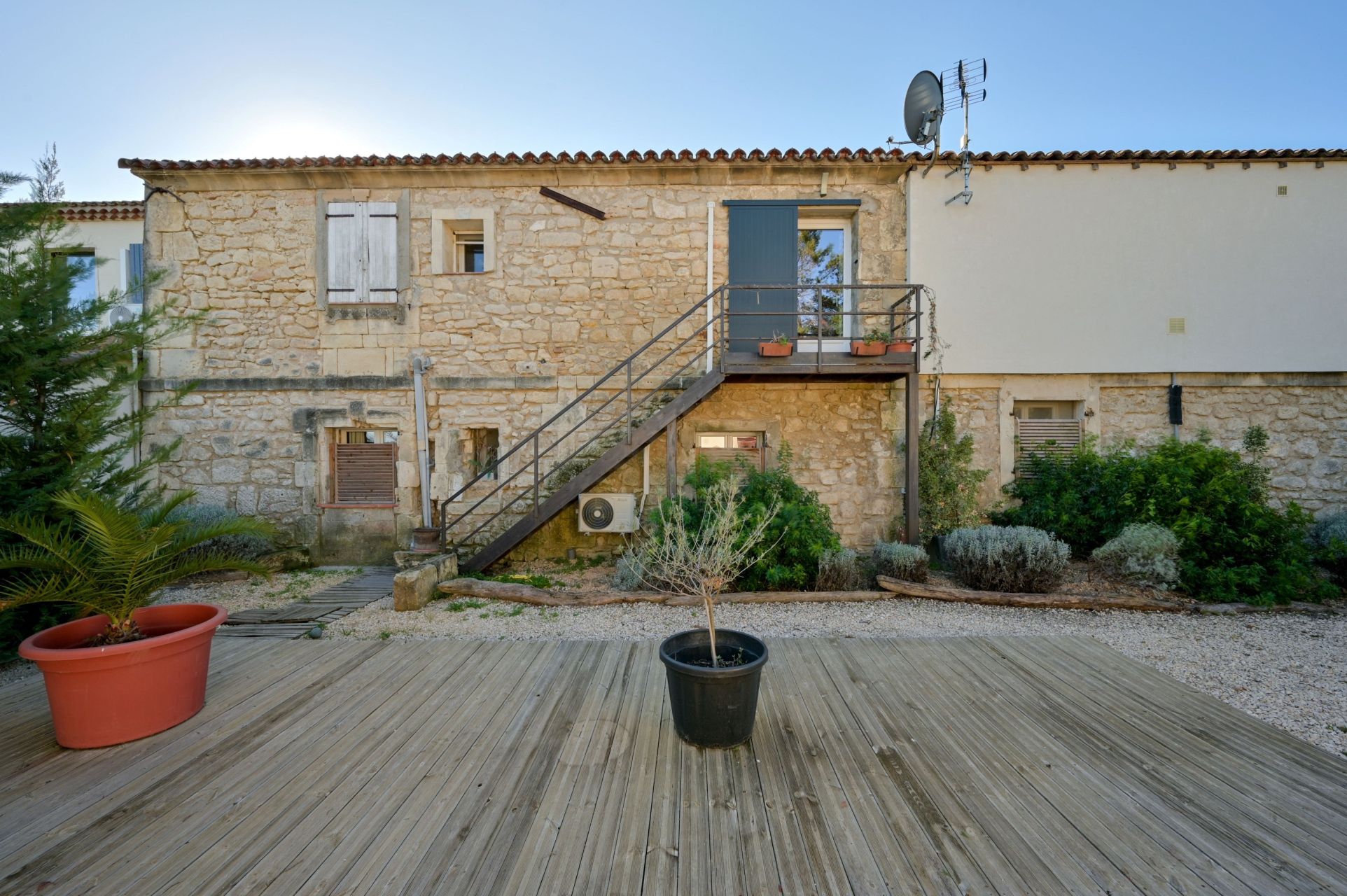 propriété 14 Pièces en vente sur ARLES (13200)