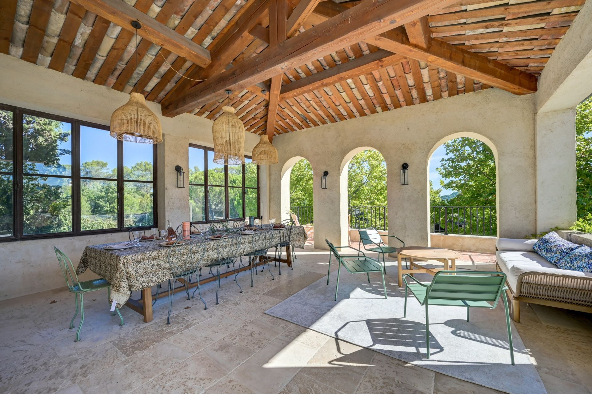 bastide 9 Rooms for seasonal rent on LE PUY STE REPARADE (13610)