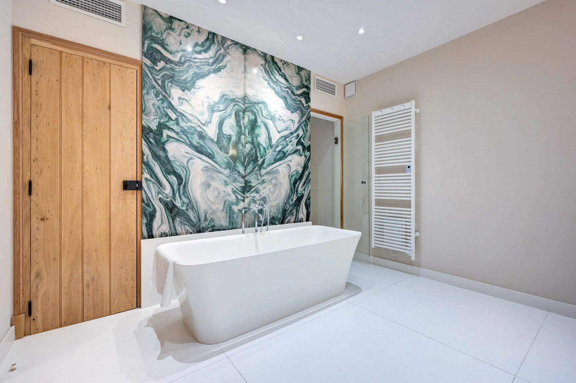 house 8 Rooms for sale on ST REMY DE PROVENCE (13210)