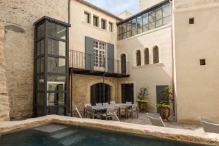 house 8 Rooms for sale on ST REMY DE PROVENCE (13210)