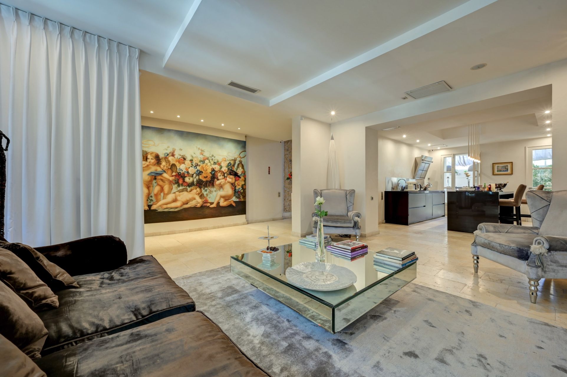 house 7 Rooms for sale on AIX EN PROVENCE (13100)