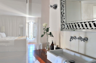 house 7 Rooms for sale on AIX EN PROVENCE (13100)