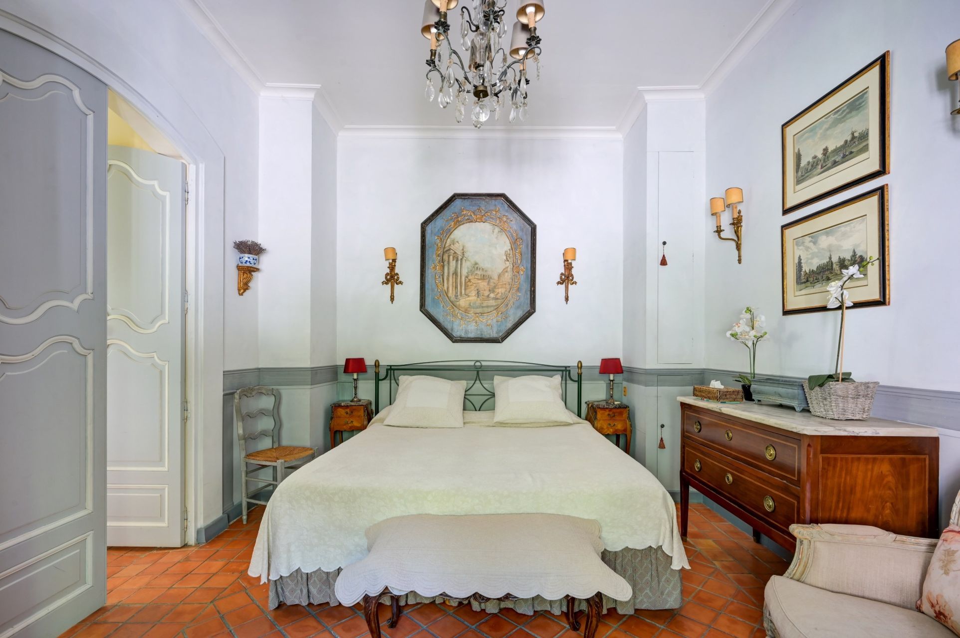 house 10 Rooms for sale on AIX EN PROVENCE (13100)