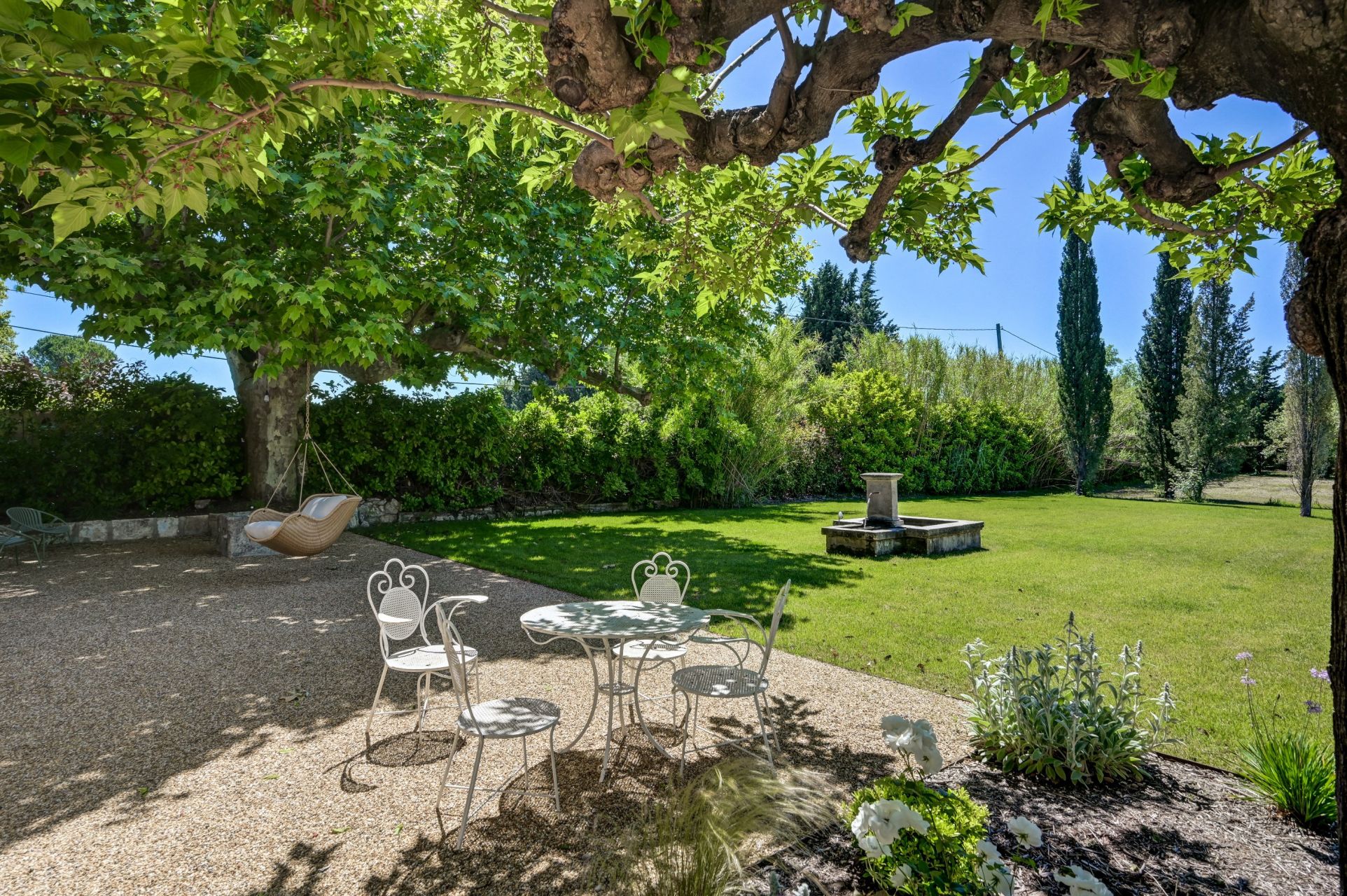 mas 8 Rooms for sale on ST REMY DE PROVENCE (13210)