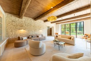 mas 8 Rooms for sale on ST REMY DE PROVENCE (13210)
