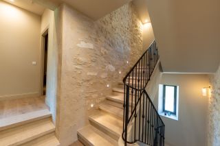 mas 8 Rooms for sale on ST REMY DE PROVENCE (13210)