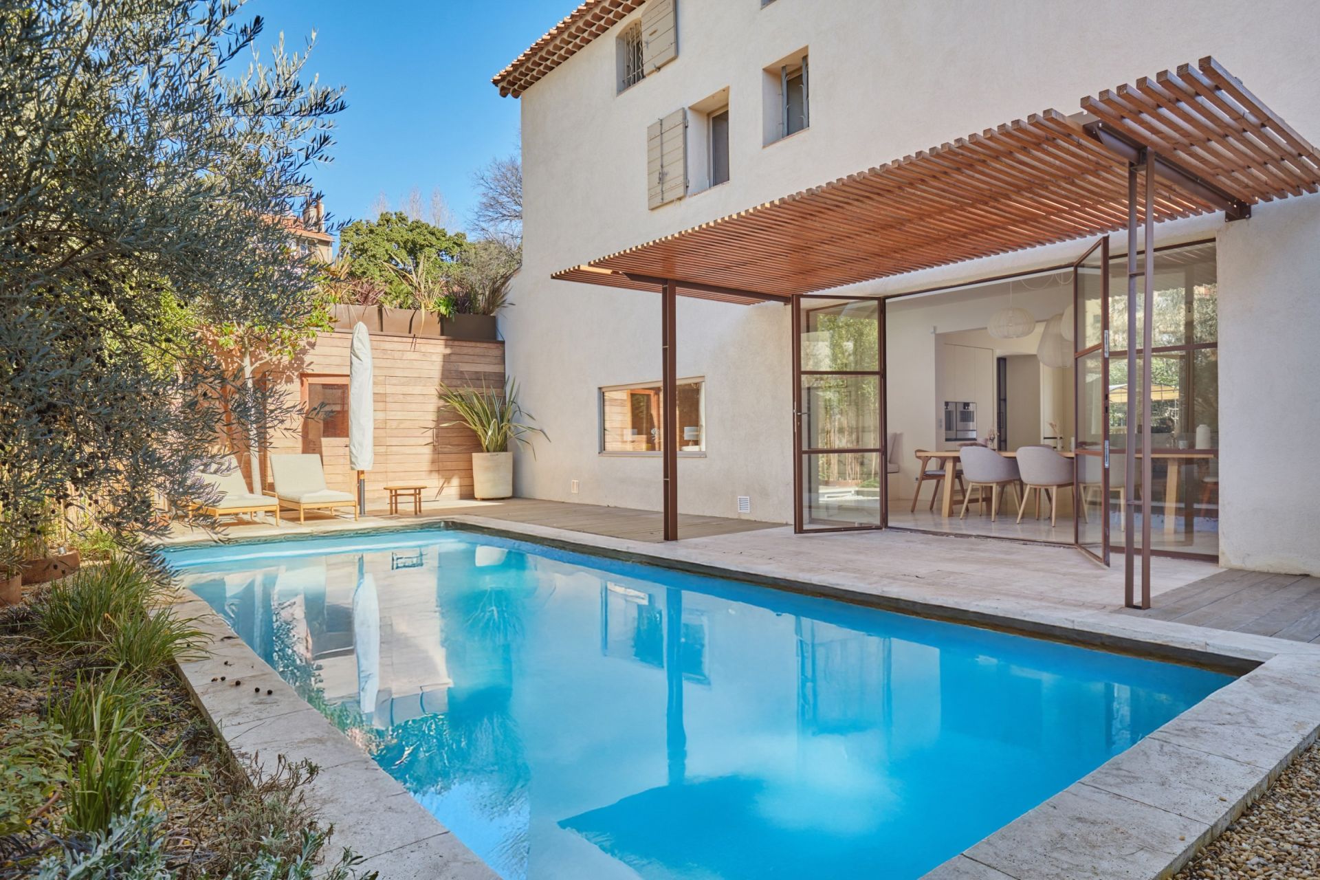 maison 8 Pièces en vente sur AIX EN PROVENCE (13100)