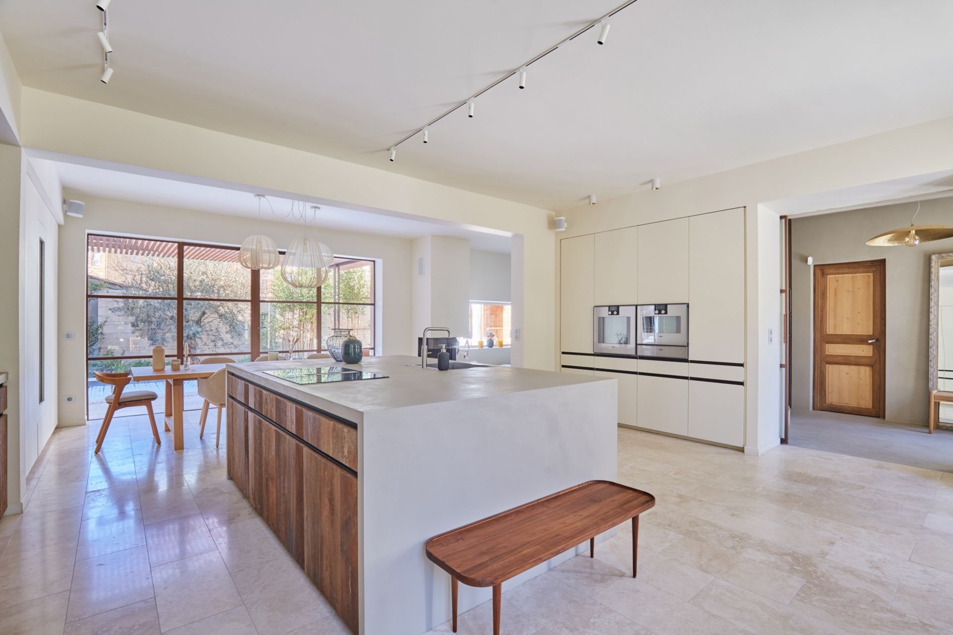 maison 8 Pièces en vente sur AIX EN PROVENCE (13100)