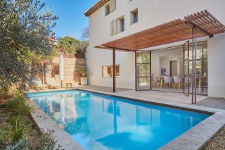maison 8 Pièces en vente sur AIX EN PROVENCE (13100)