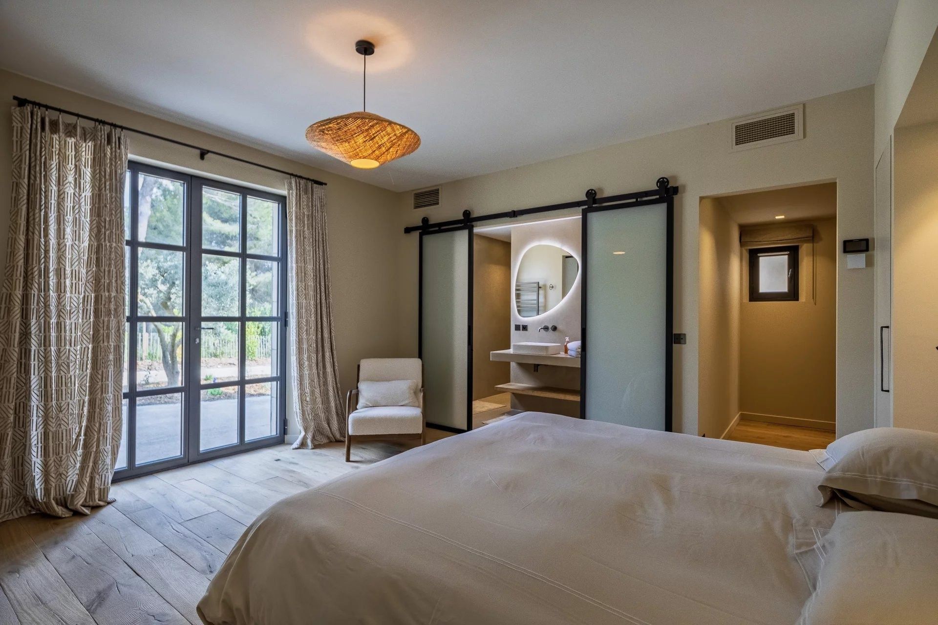 mas 10 Rooms for seasonal rent on MAUSSANE LES ALPILLES (13520)