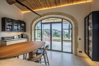 mas 10 Rooms for seasonal rent on MAUSSANE LES ALPILLES (13520)