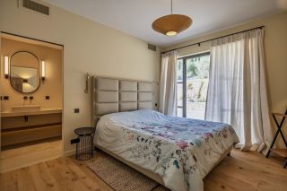 mas 10 Rooms for seasonal rent on MAUSSANE LES ALPILLES (13520)