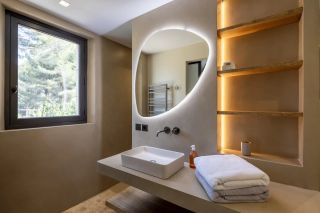 mas 10 Rooms for seasonal rent on MAUSSANE LES ALPILLES (13520)