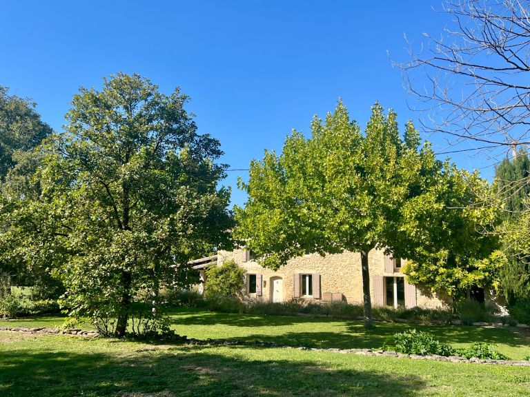 house 5 Rooms for sale on ST REMY DE PROVENCE (13210)