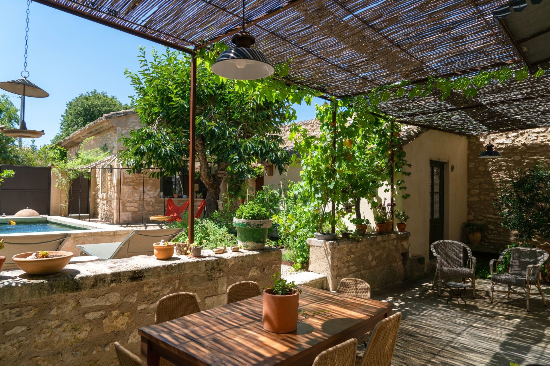 house 4 Rooms for sale on ST REMY DE PROVENCE (13210)