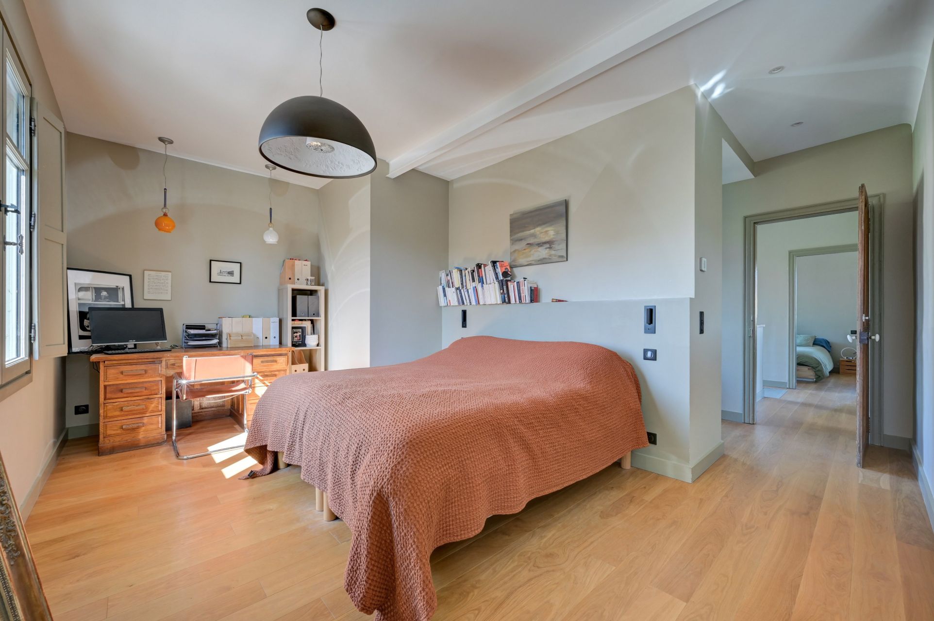 house 6 Rooms for sale on ST REMY DE PROVENCE (13210)