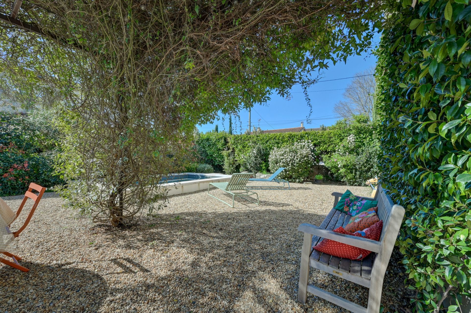 house 6 Rooms for sale on ST REMY DE PROVENCE (13210)