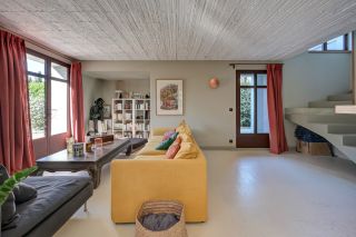 house 6 Rooms for sale on ST REMY DE PROVENCE (13210)