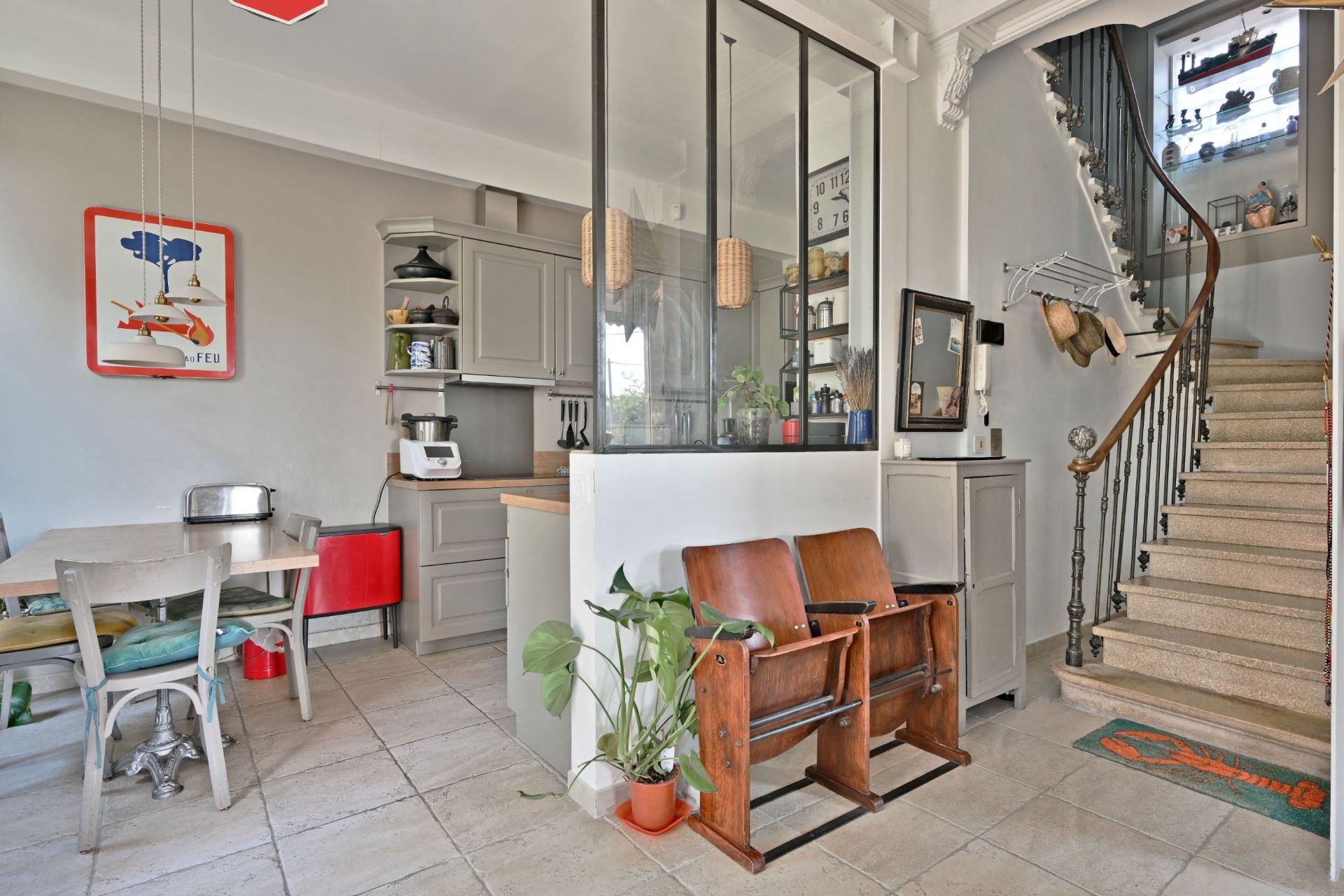 maison 6 Pièces en vente sur VILLENEUVE LES AVIGNON (30400)