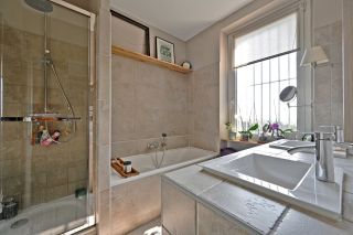 maison 6 Pièces en vente sur VILLENEUVE LES AVIGNON (30400)