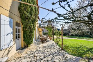 house 7 Rooms for sale on LES ANGLES (30133)