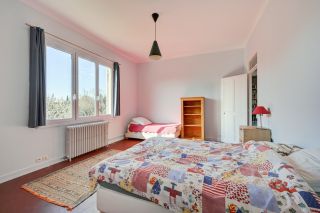 house 7 Rooms for sale on LES ANGLES (30133)