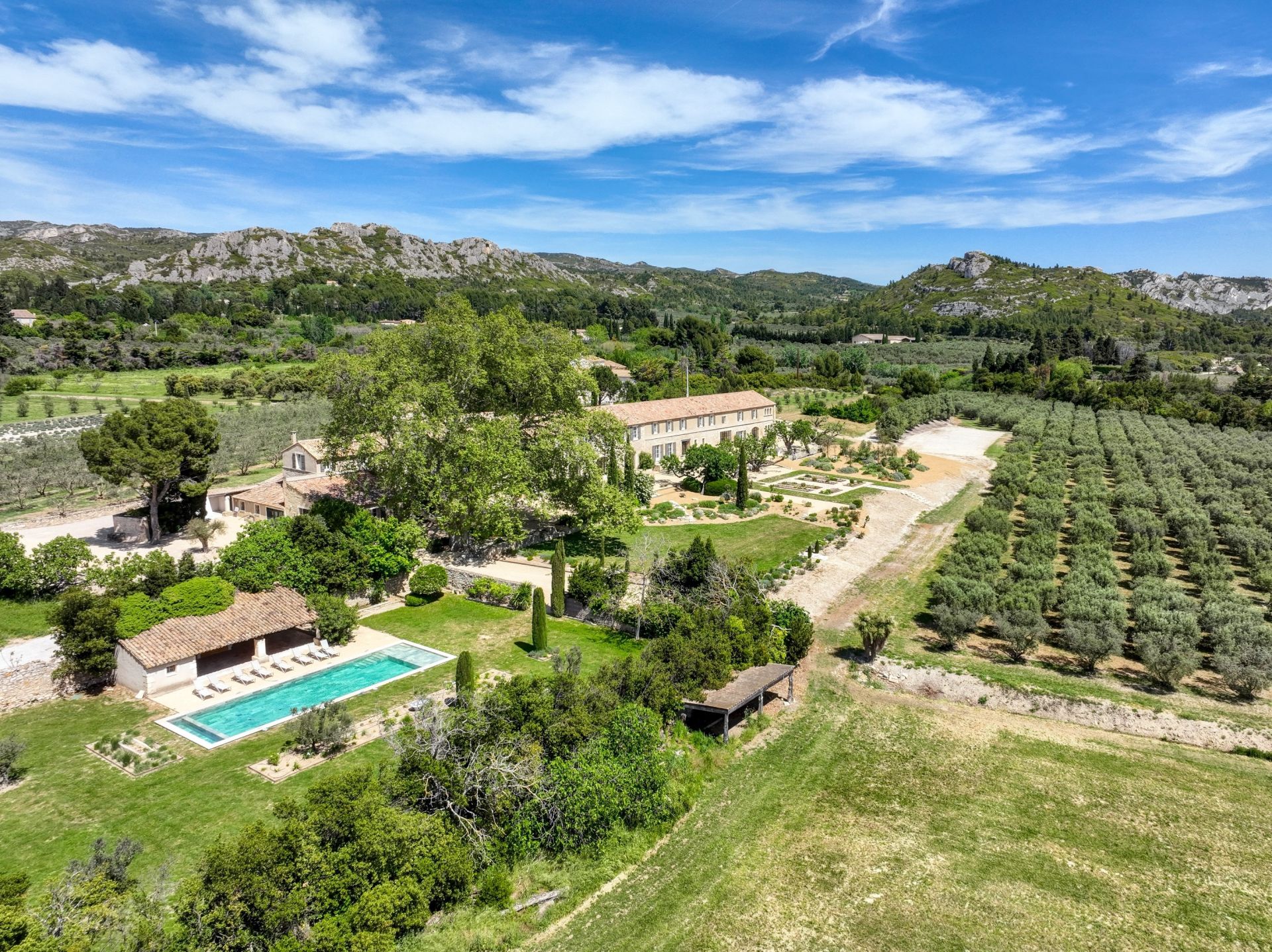 house 25 Rooms for sale on MAUSSANE LES ALPILLES (13520)