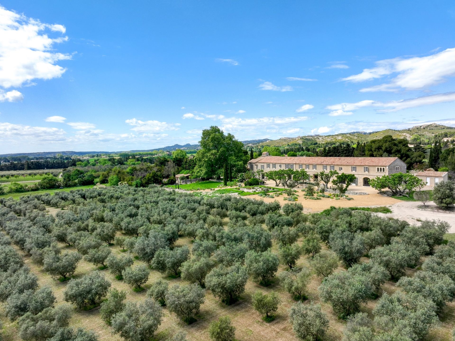 maison 25 Pièces en vente sur MAUSSANE LES ALPILLES (13520)