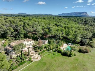 maison 16 Pièces en vente sur AIX EN PROVENCE (13100)