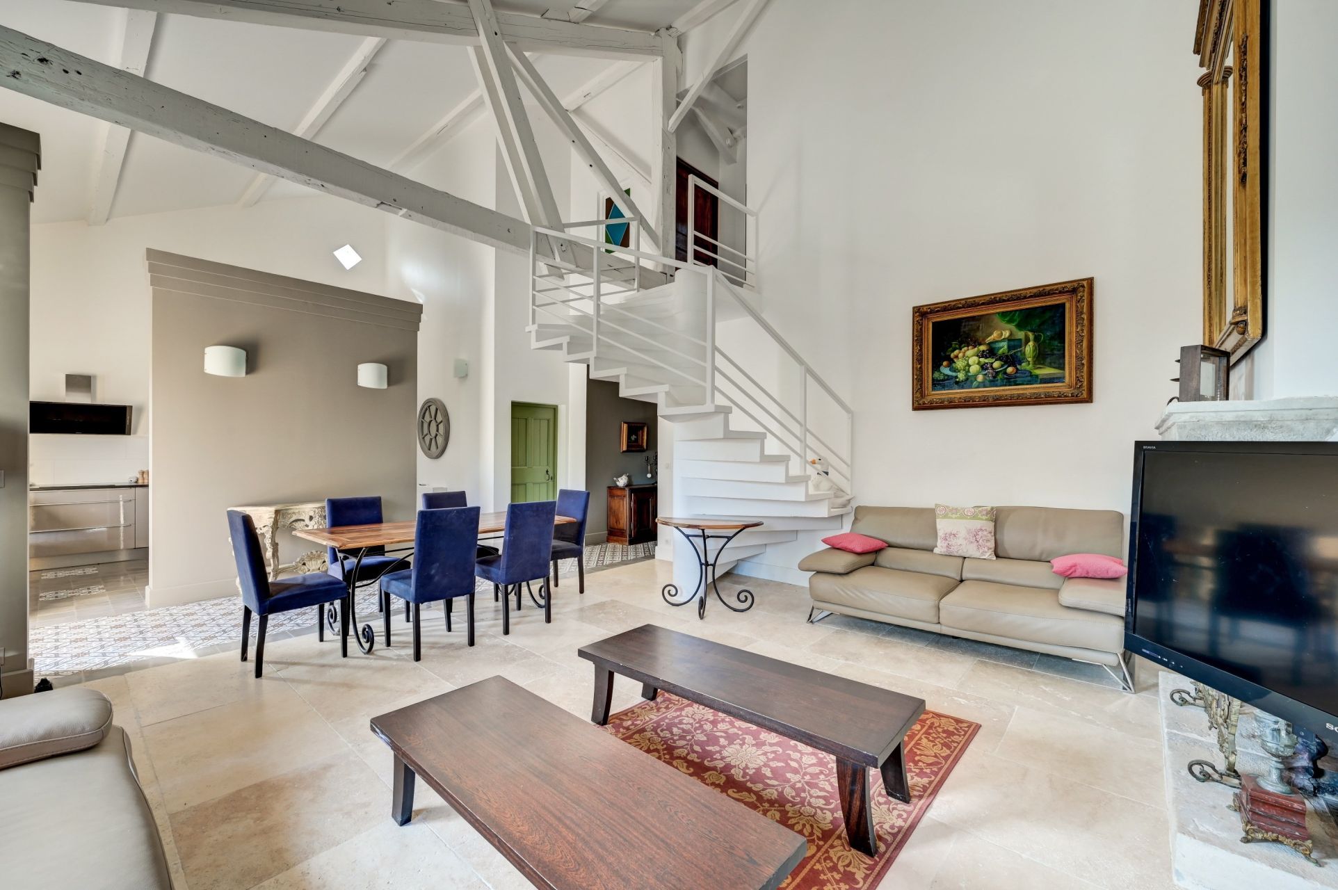 house 20 Rooms for sale on AIX EN PROVENCE (13100)