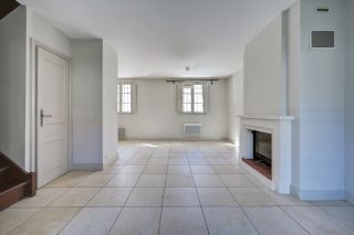 townhouse 4 Rooms for sale on ST REMY DE PROVENCE (13210)