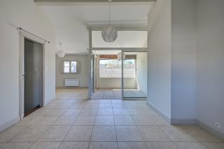 townhouse 4 Rooms for sale on ST REMY DE PROVENCE (13210)