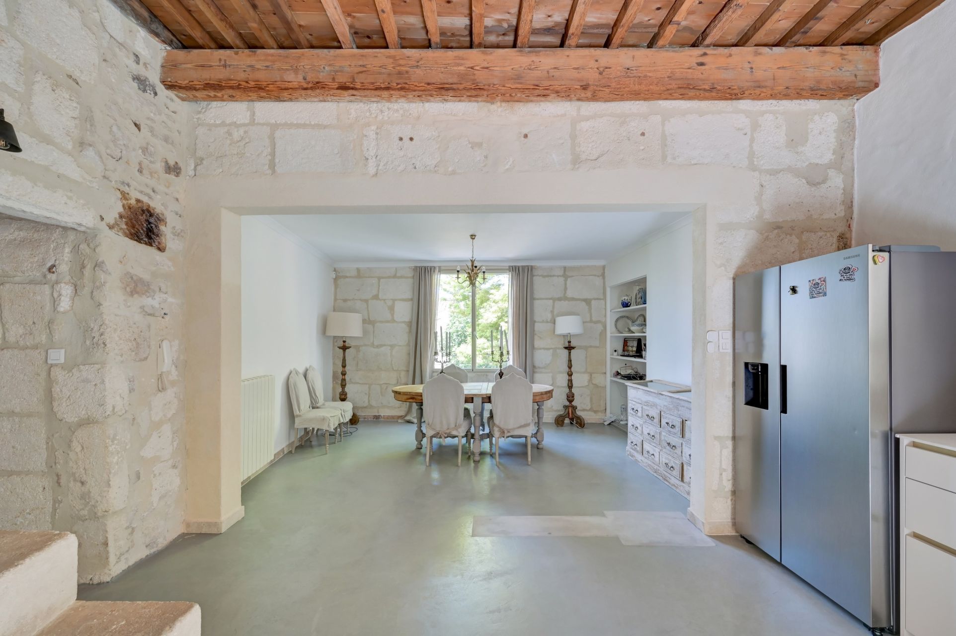 house 10 Rooms for sale on BOULBON (13150)