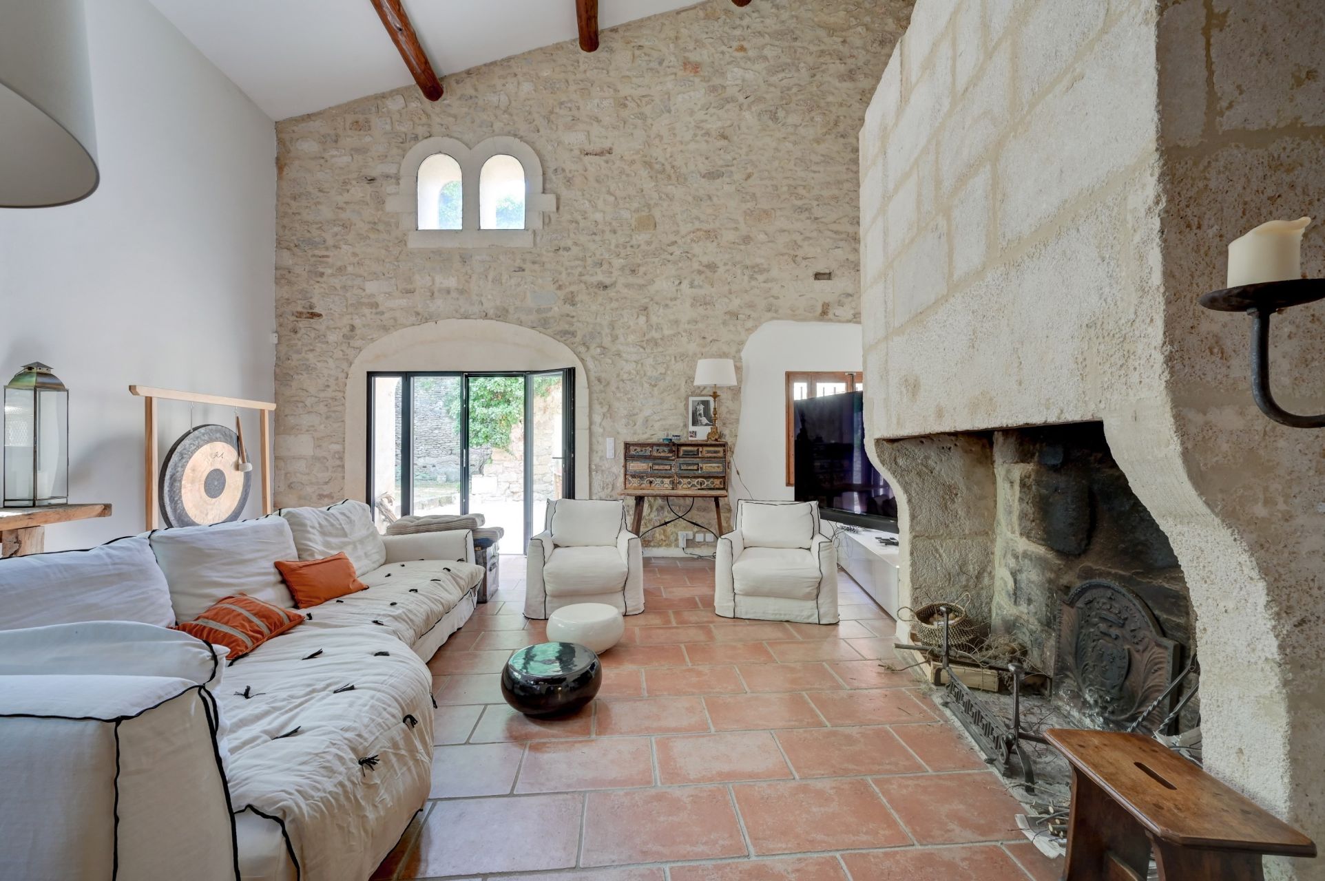 house 10 Rooms for sale on BOULBON (13150)