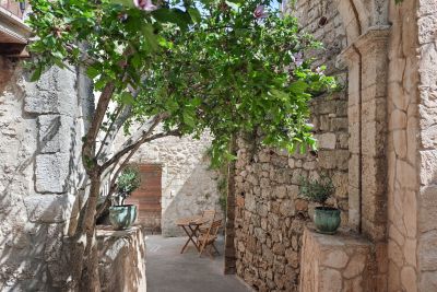 Sale House Boulbon 10&nbsp;Rooms 290&nbsp;m²