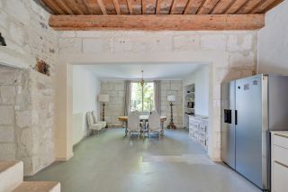 house 10 Rooms for sale on BOULBON (13150)