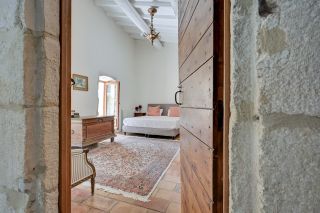 house 10 Rooms for sale on BOULBON (13150)