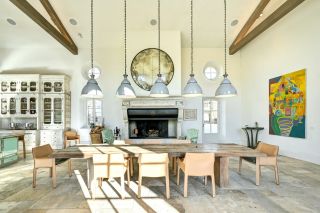 property 20 Rooms for seasonal rent on LAMBESC (13410)