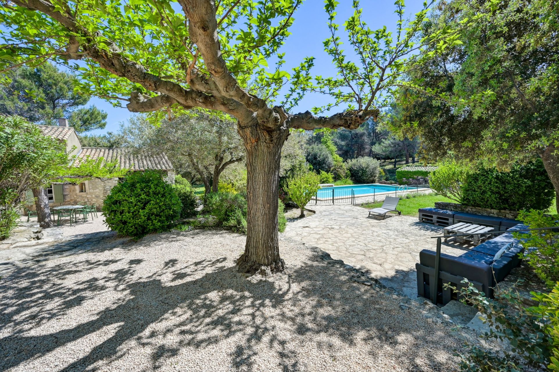 mas 16 Pièces en vente sur EYGALIERES (13810)