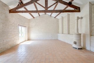 mas 16 Pièces en vente sur EYGALIERES (13810)